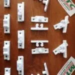 Feronerie termopan: 80 accesorii plase tantari