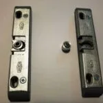 Feronerie termopan: 39 inchizator usa pvc cu bila